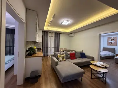 Apartament 2+1 me qera në Rruga Gjon Buzuku, Tiranë, 90 m². Foto 3 nga 6