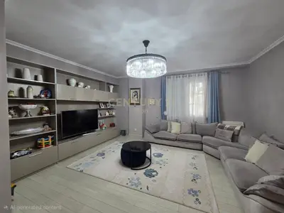 Apartment for rent in Gjykata, Durrës, 180 m². Photo 1 of 12