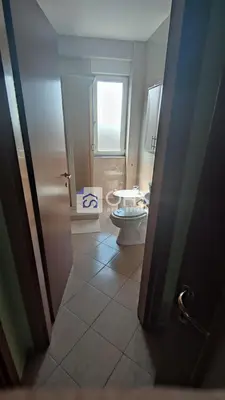 Appartamento 1+1 in affitto a Brryli, Tirana, 78 m². Foto 6 di 8