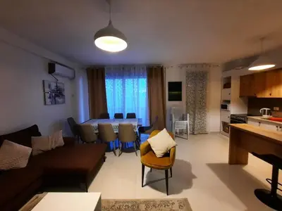 Apartment 2+1 for rent in Vollga egnatia, Durrës, 120 m². Photo 1 of 9
