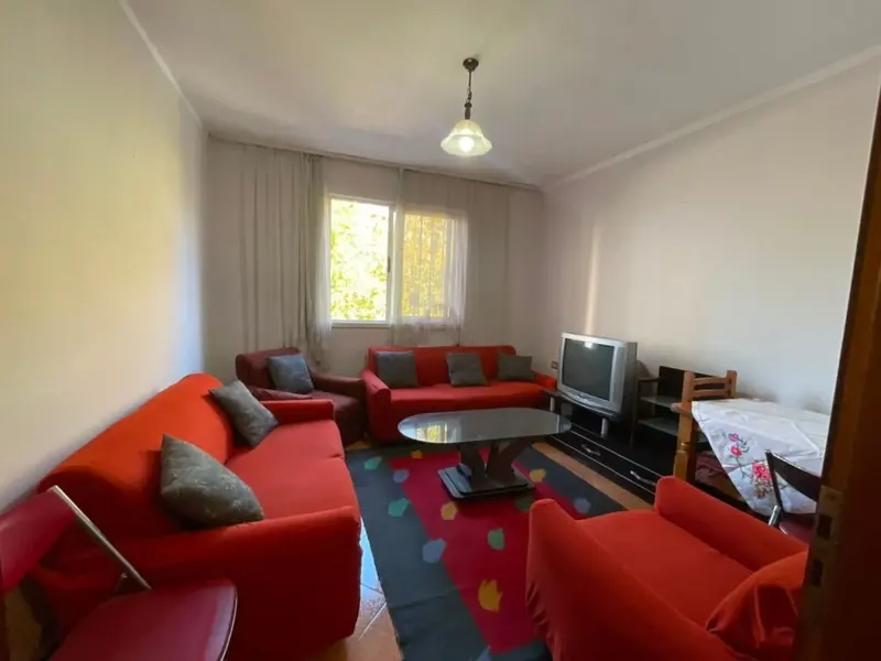 Apartament 1+1 me qera në Bulevardi Bajram Curri, Tiranë, 60 m²