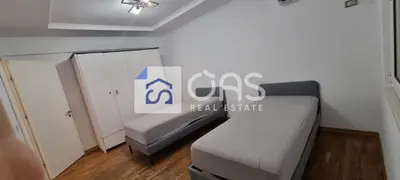 Apartament 2+1 me qera në Blloku, Tiranë, 90 m². Foto 4 nga 8