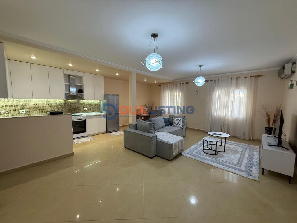 Appartamento 2+1 in affitto a Blloku, Tirana, 120 m². Foto 1 di 3