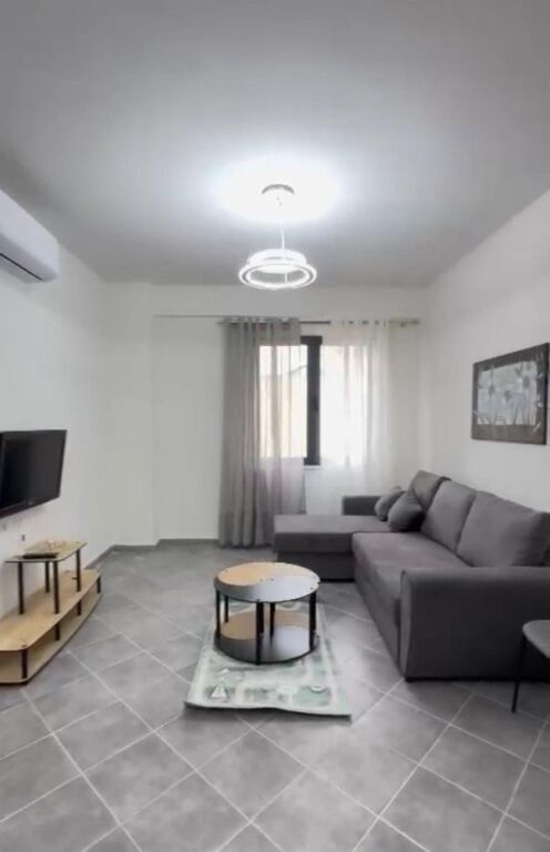 Apartament 2+1 me qera në Don Bosko, Tiranë, 100 m². Foto 1 nga 3