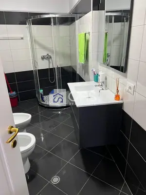Apartament 1+1 me qera në Astir, Tiranë, 78 m². Foto 4 nga 4