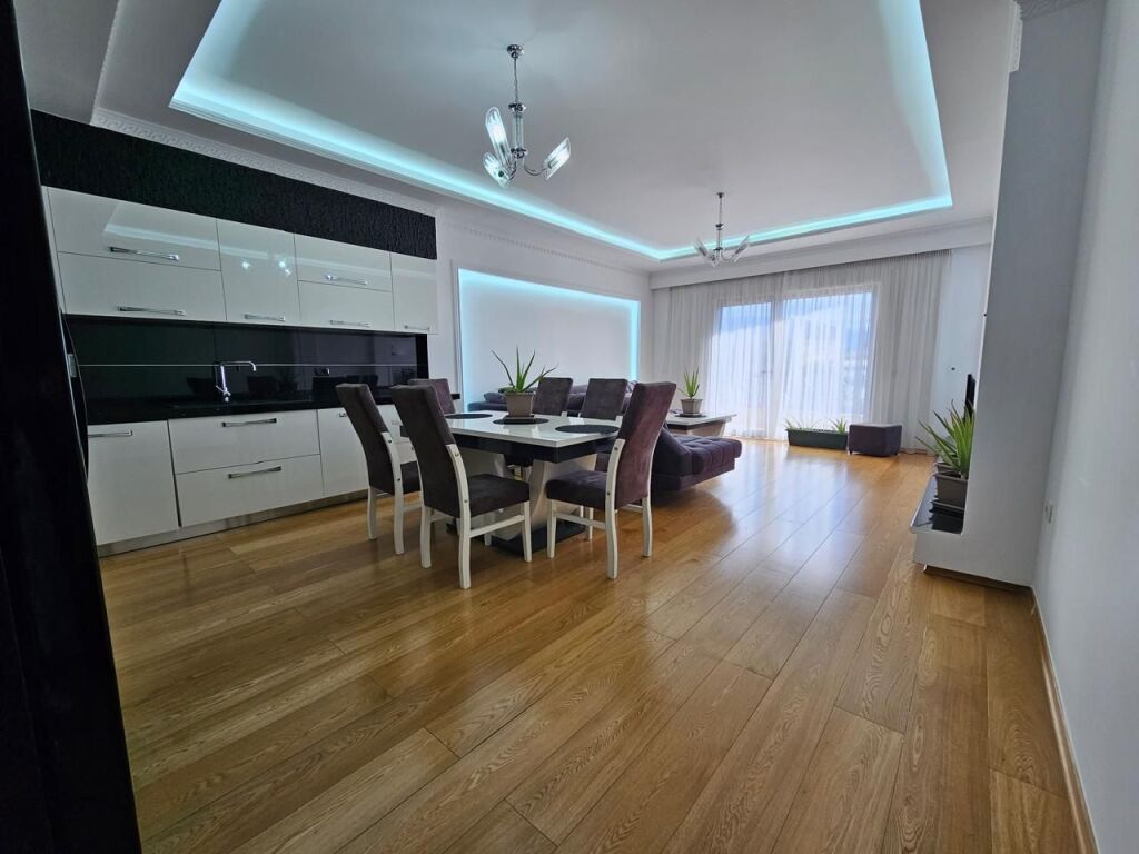 Apartament 2+1 me qera në Parku Zoologjik i Tiranës, Tiranë, 112 m². Foto 1 nga 3