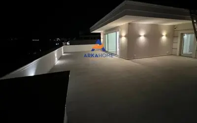 Villa in affitto a Mjull Bathore, Tirana, 588 m². Foto 2 di 5