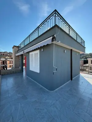 Villa in affitto a Mjull Bathore, Tirana, 424 m². Foto 2 di 12