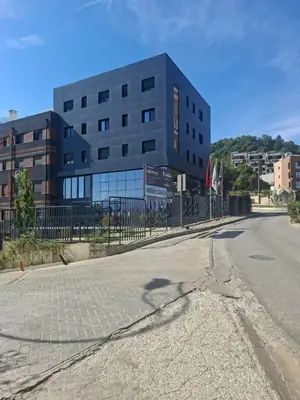 Apartament 2+1 me qera në Kodra e Diellit, Tiranë, 100 m². Foto 6 nga 6