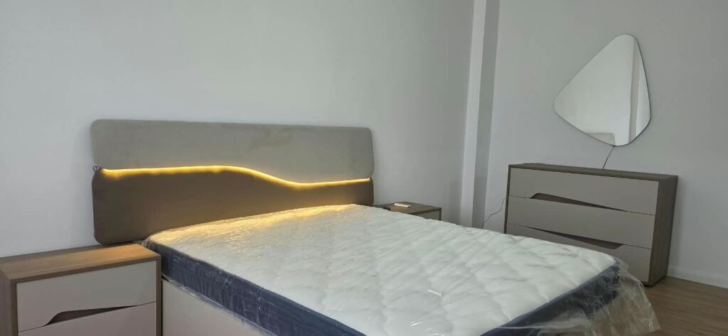 Apartament 2+1 me qera në Rruga e Kavajës, Tiranë, 110 m². Foto 3 nga 3