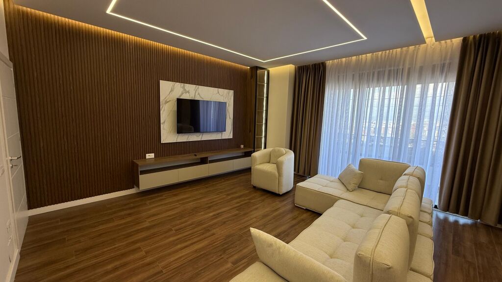 Apartament 2+1 me qera në Kodra e Diellit, Tiranë, 125 m². Foto 2 nga 3