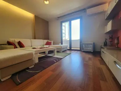 Appartamento 2+1 in affitto a Kthesa e Kamzës, Tirana, 94 m². Foto 2 di 12