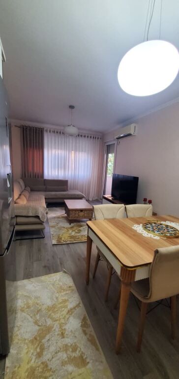 Apartament 2+1 me qera në Astir, Tiranë, 95 m²