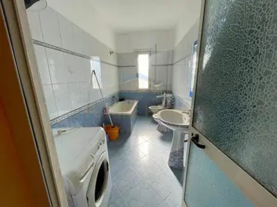 Appartamento 2+1 in affitto a Vila e Zogut, Durazzo, 100 m². Foto 8 di 8