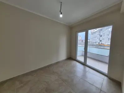 Commercial space for rent in Tregu Industrial, Durrës, 75 m². Photo 5 of 8