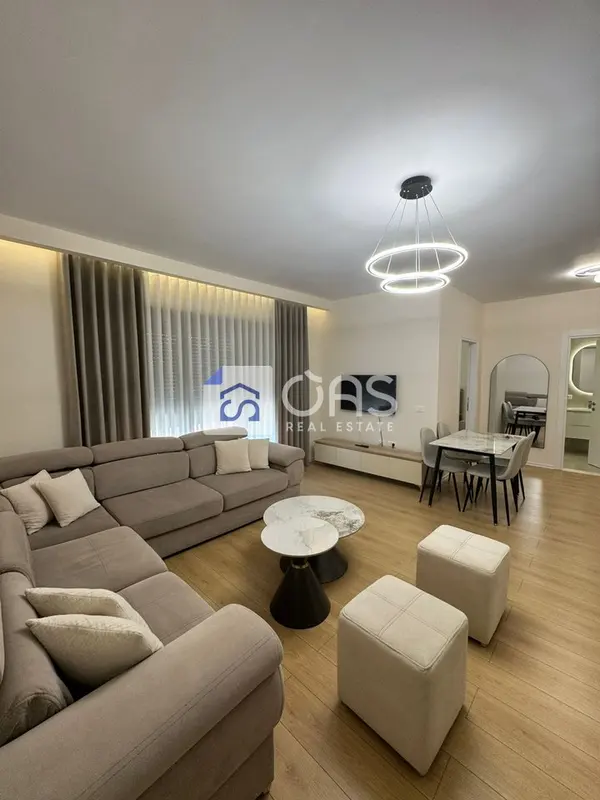Appartamento 1+1 in affitto a Bulevardi i Ri, Tirana, 68 m²