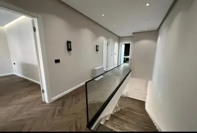 Vilë me qera në TEG, Tiranë, 306 m². Foto 5 nga 12