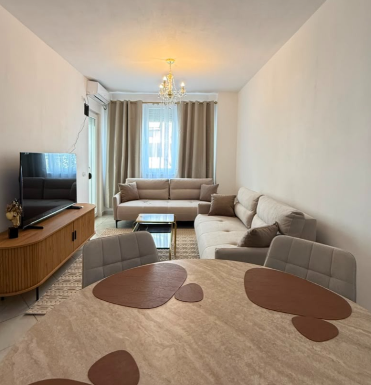 Apartament 2+1 me qera në Kompleksi Magnet, Tiranë, 90 m²