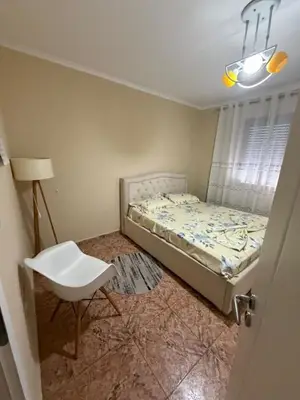 Apartament 2+1 me qera në Varri i Bamit, Tiranë, 90 m². Foto 4 nga 9