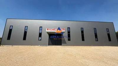 Magazzino in affitto a Rruga Myslym Keta, Tirana, 150 m². Foto 3 di 3