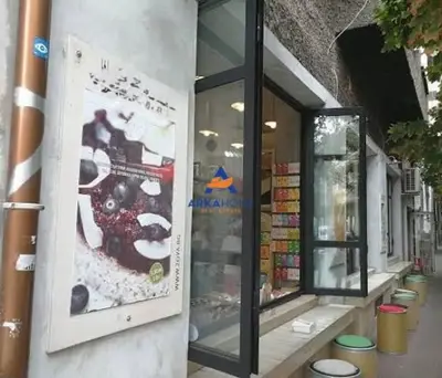 Locale commerciale in affitto a Vasil Shanto, Tirana, 130 m². Foto 4 di 4