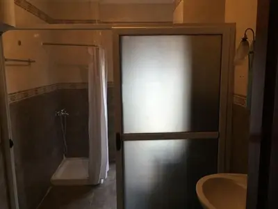 Appartamento 3+1 in affitto a Medreseja, Tirana, 130 m². Foto 4 di 5