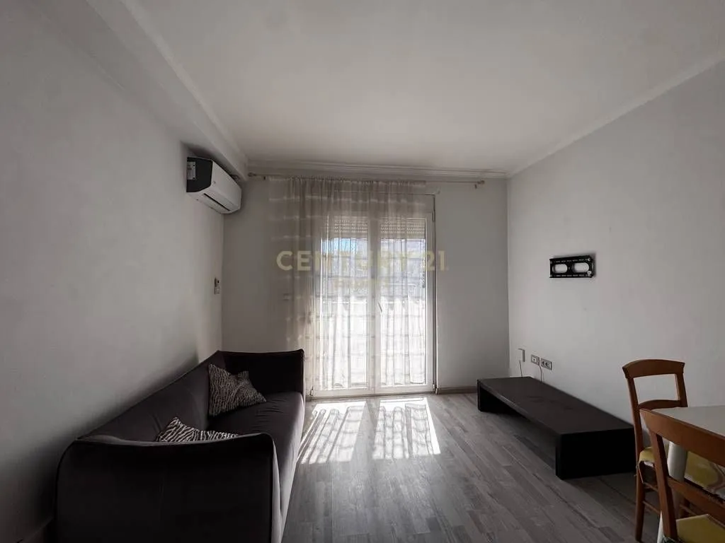 Apartment 2+1 for rent in Yzberisht, Tirana, 75 m². Photo 1 of 5