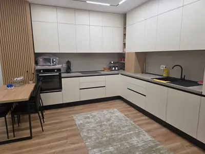 Apartament 1+1 me qera në Zogu i Zi, Tiranë, 70 m². Foto 10 nga 12