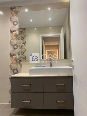 Apartment 2+1 for rent in 21 Dhjetori, Tirana, 93 m². Photo 5 of 7