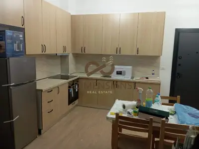 Apartment 1+1 for rent in Rruga 5 Maji, Tirana, 65 m². Photo 2 of 2