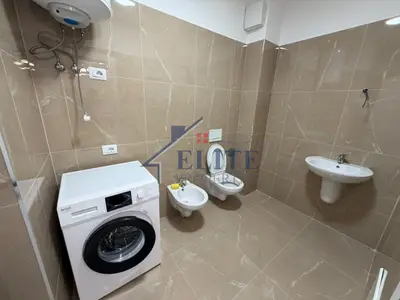 Appartamento 1+1 in affitto a Rruga Dritan Hoxha, Tirana, 100 m². Foto 10 di 10