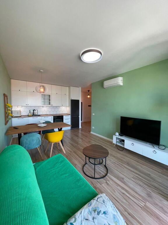 Apartament 1+1 me qera në Astir, Tiranë, 70 m². Foto 3 nga 3