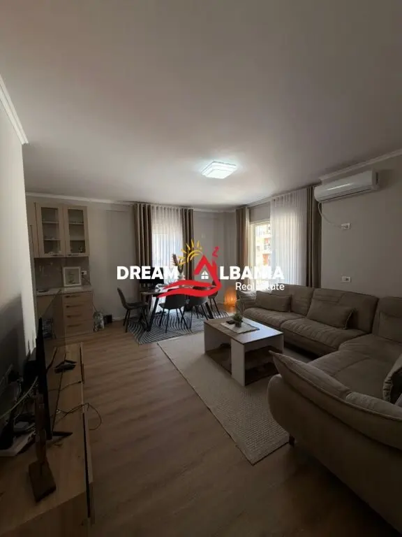 Apartament 2+1 me qera në Rruga Haxhi Dalliu, Tiranë, 85 m²