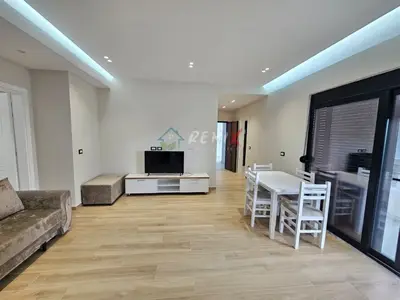 Apartment 1+1 for rent in Rruga Vellazerimi, Durrës, 60 m². Photo 8 of 12