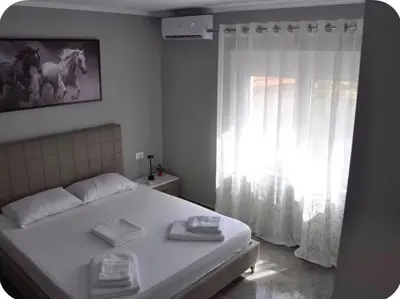 Apartament 2+1 me qera në Sheshi Avni Rustemi, Tiranë, 75 m². Foto 3 nga 6