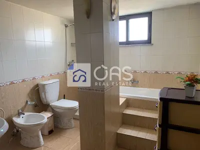 Apartament 3+1 me qera në Kodra e Priftit, Tiranë, 150 m². Foto 6 nga 10