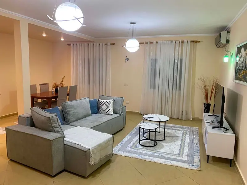 Appartamento 2+1 in affitto a Rruga Margarita Tutulani, Tirana, 115 m²
