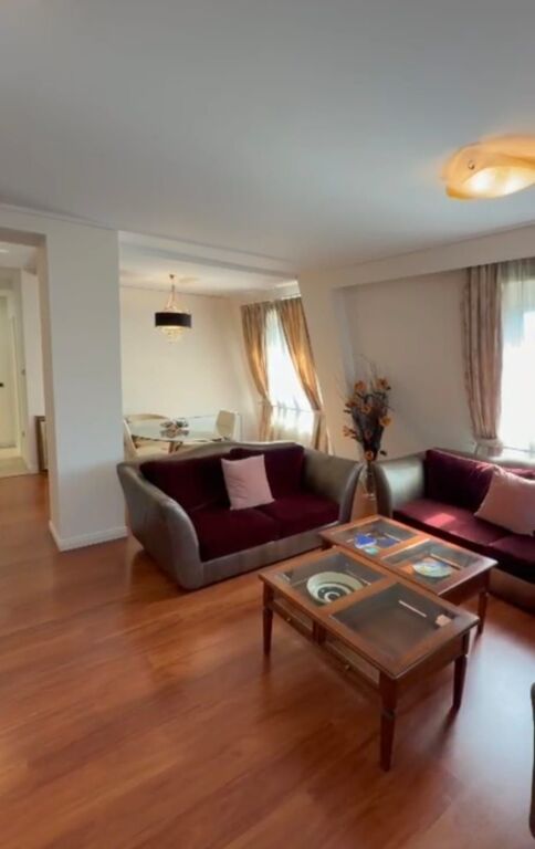 Appartamento 2+1 in affitto a Blloku, Tirana, 150 m². Foto 2 di 3