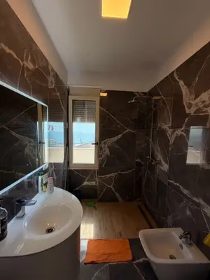 Apartament 2+1 me qera në Vila e Zogut, Durrës, 100 m². Foto 9 nga 10