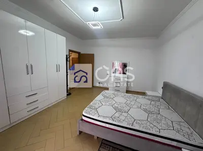 Apartament 3+1 me qera në Kinostudio, Tiranë, 140 m². Foto 4 nga 8