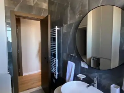 Appartamento 2+1 in affitto a Bulevardi i Blu, Kamza, 100 m². Foto 3 di 5