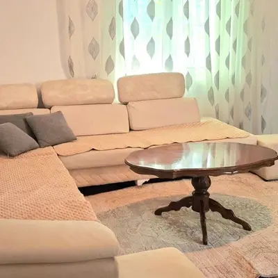 Apartment 2+1 for rent in Komuna e Parisit, Tirana, 120 m². Photo 1 of 4