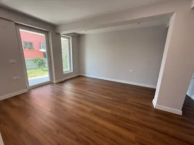 Villa 2+1 in affitto a Sauk, Tirana, 100 m². Foto 7 di 9