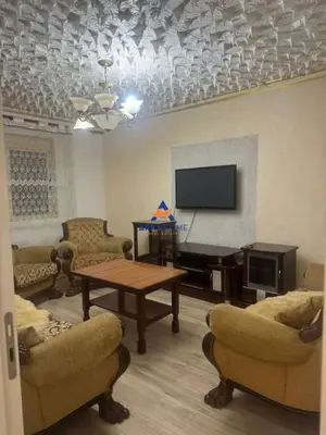 Apartment 3+1 for rent in Pallati me Shigjeta, Tirana, 76 m². Photo 3 of 7