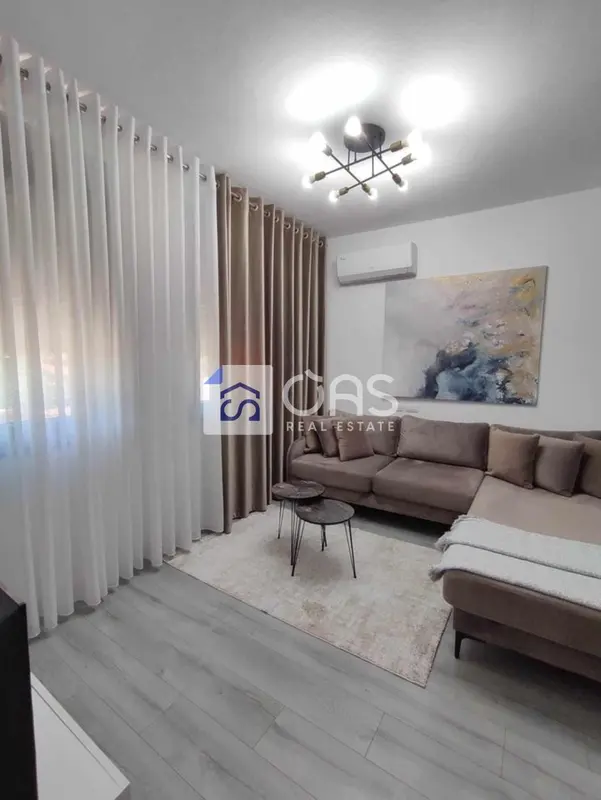 Appartamento 1+1 in affitto a Yzberisht, Tirana, 58 m²