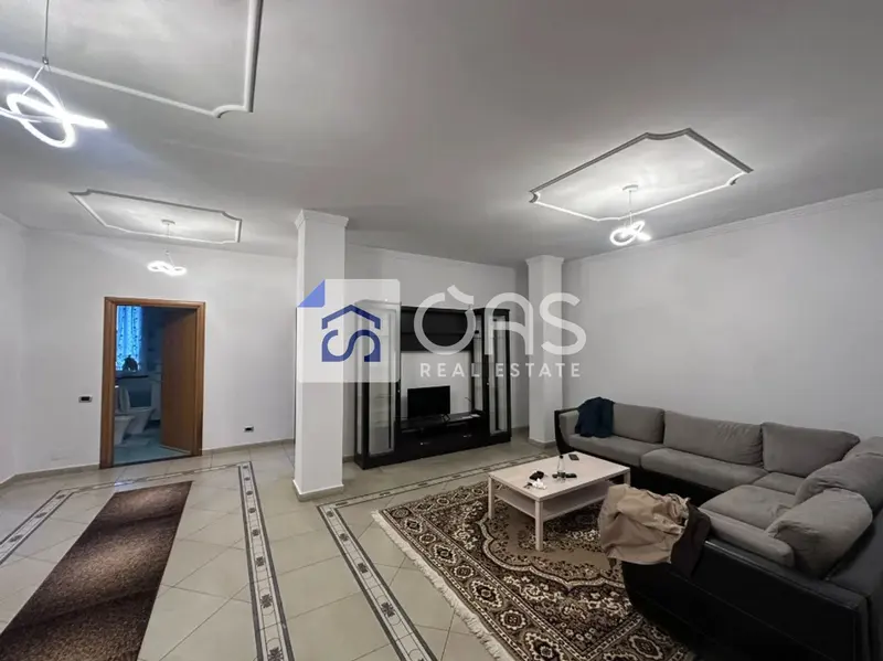 Apartament 3+1 me qera në Kinostudio, Tiranë, 140 m²