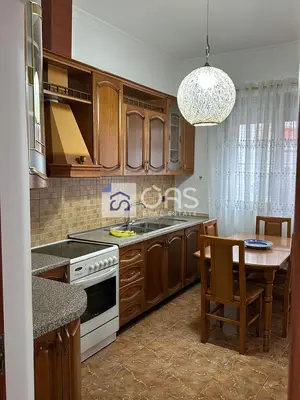 Apartament 1+1 me qera në Vasil Shanto, Tiranë, 72 m². Foto 1 nga 5