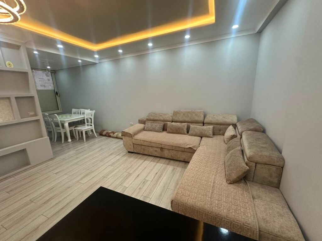 Apartment 2+1 for rent in Fresku, Tirana, 105 m². Photo 3 of 3