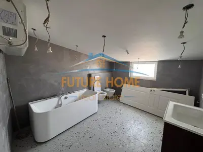 Office for rent in Shallvaret, Tirana, 210 m². Photo 8 of 9
