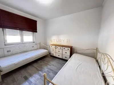 Apartment for rent in Kombinat, Tirana, 75 m². Photo 4 of 6
